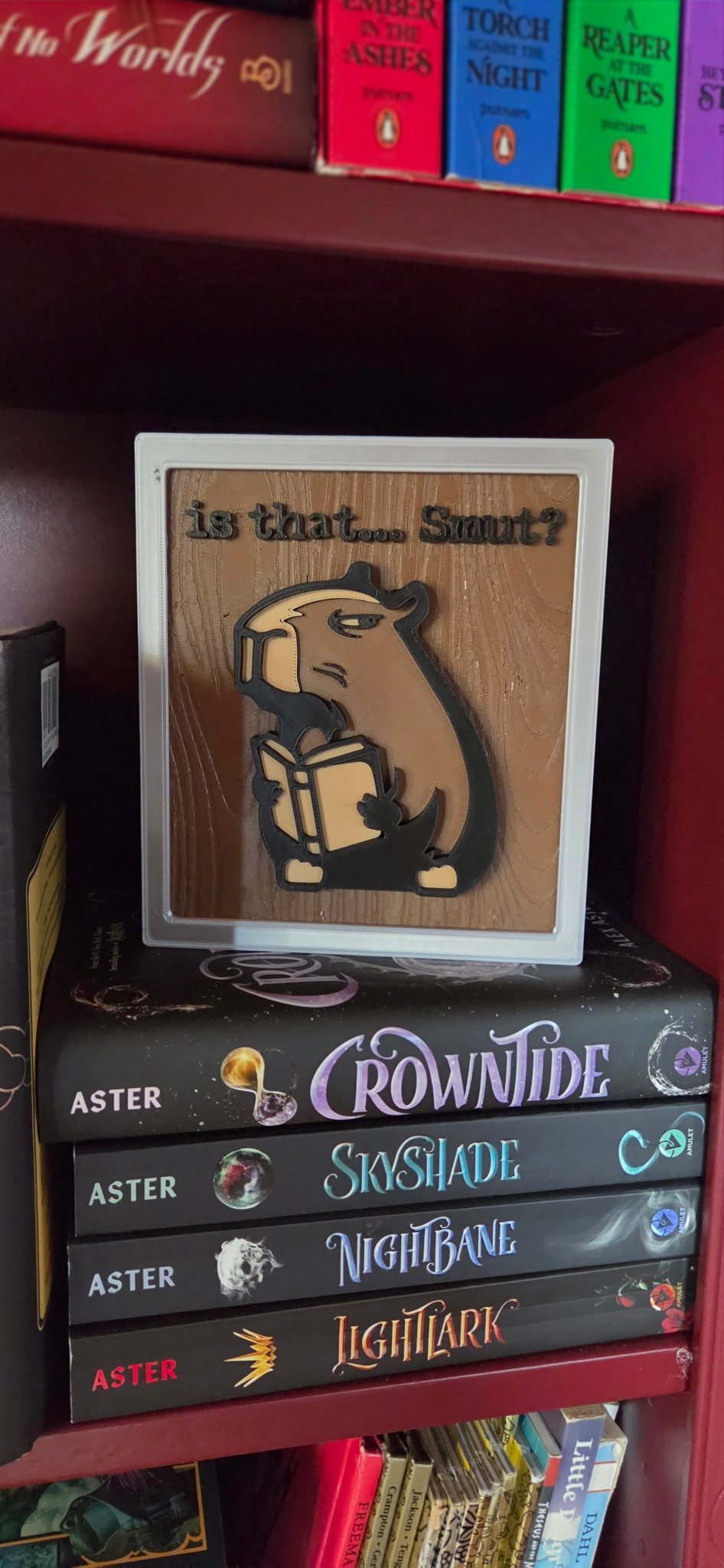 Book Shelf Blox: “Is That… Smut?” Capybara - SmutStax