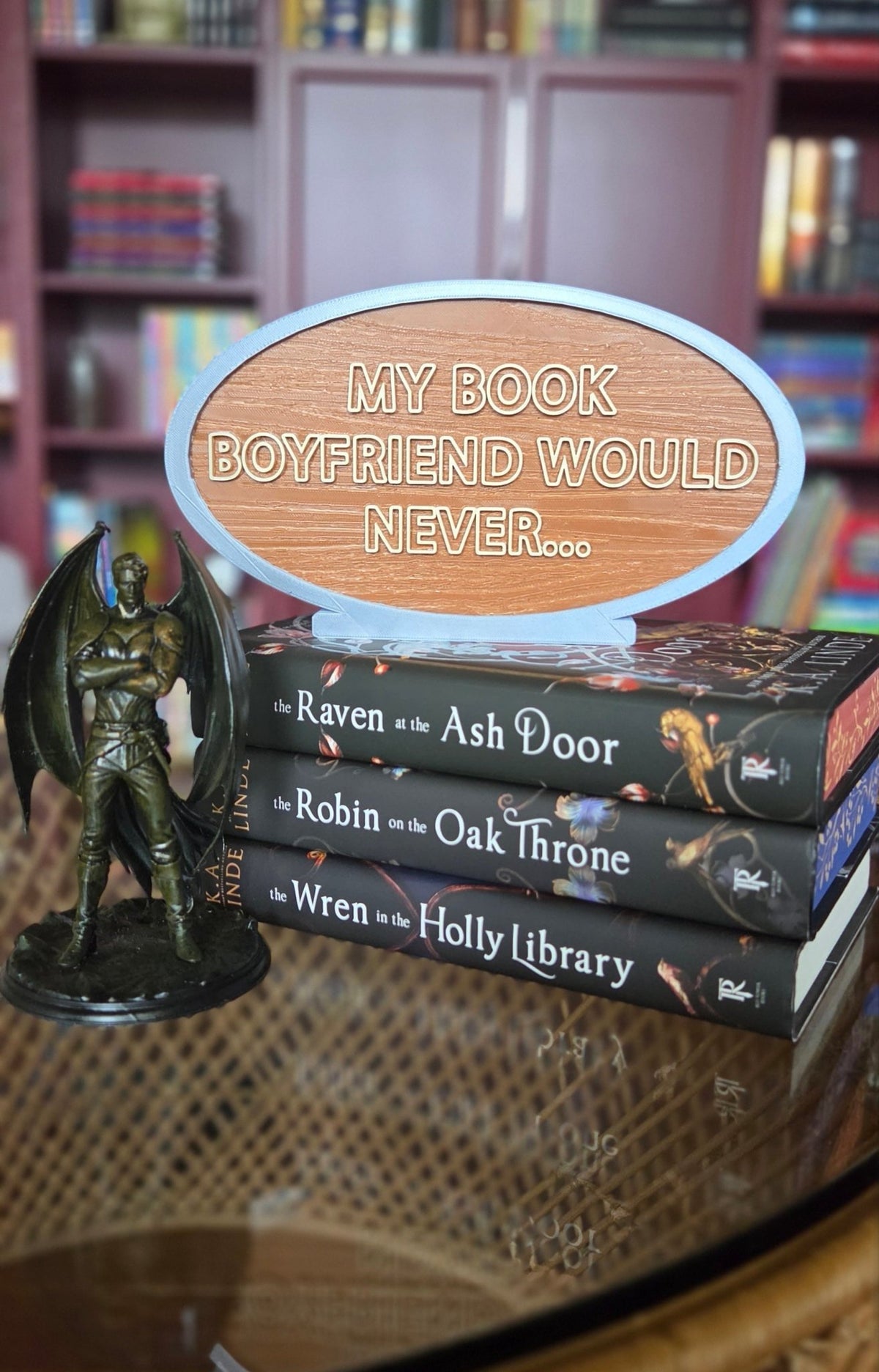 Book Shelf Blox: "My Book Boyfriend Would Never..." - SmutStax